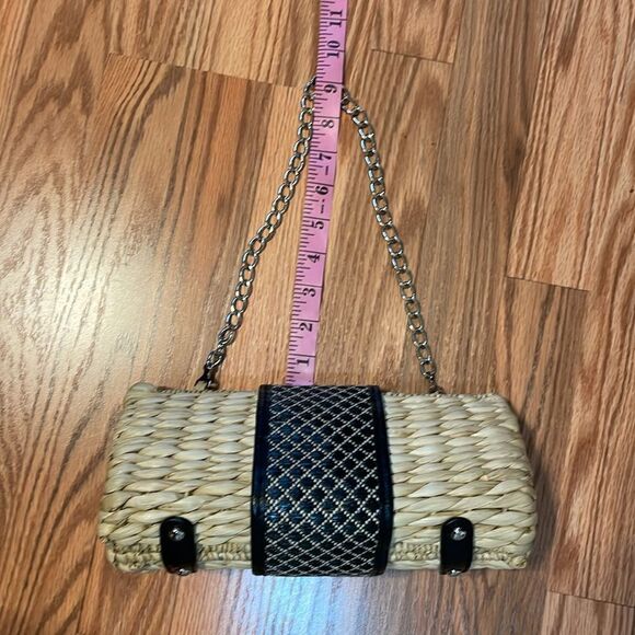 Woven Grass Handbag with Chain Strap, neutral, black, silver - Picture 4 of 6